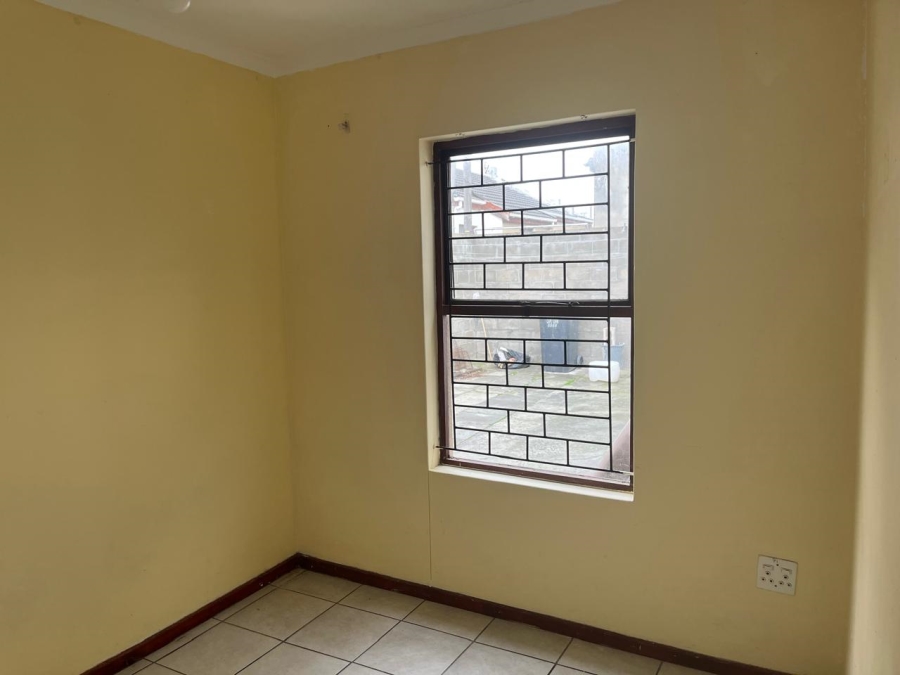 2 Bedroom Property for Sale in Strandfontein Western Cape